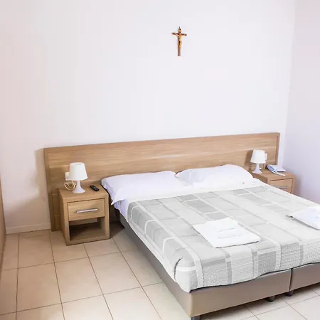 Gasthuis San Luigi - Residenza Gemelli Rome