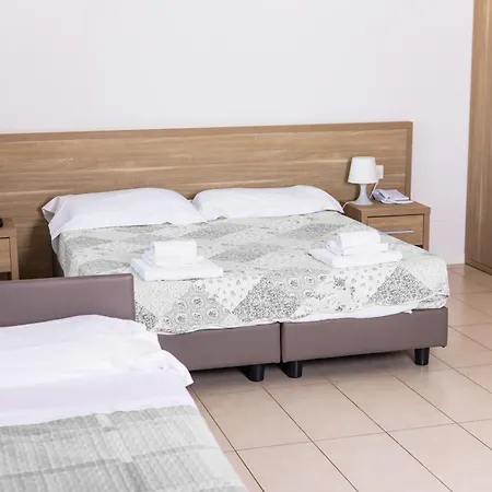 Pensión San Luigi - Residenza Gemelli Roma