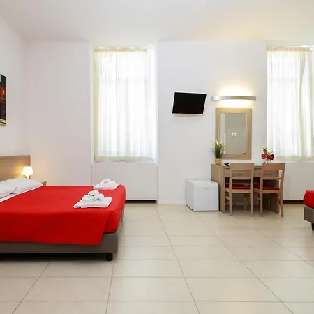 San Luigi - Residenza Gemelli 4* Roma