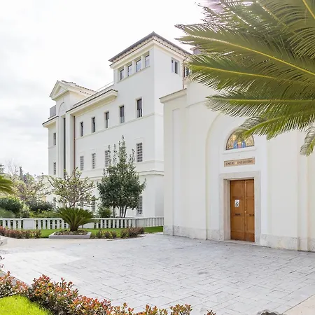 San Luigi - Residenza Gemelli 4*