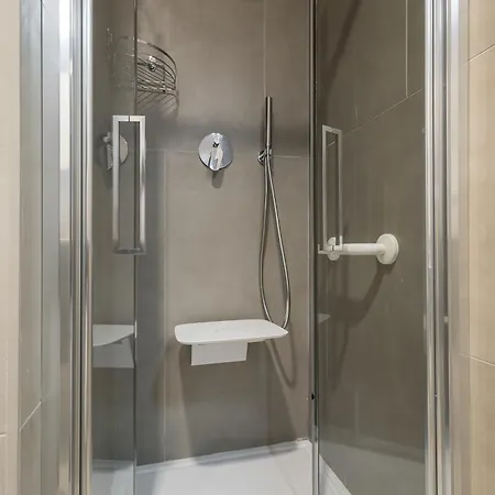 San Luigi - Residenza Gemelli 4*