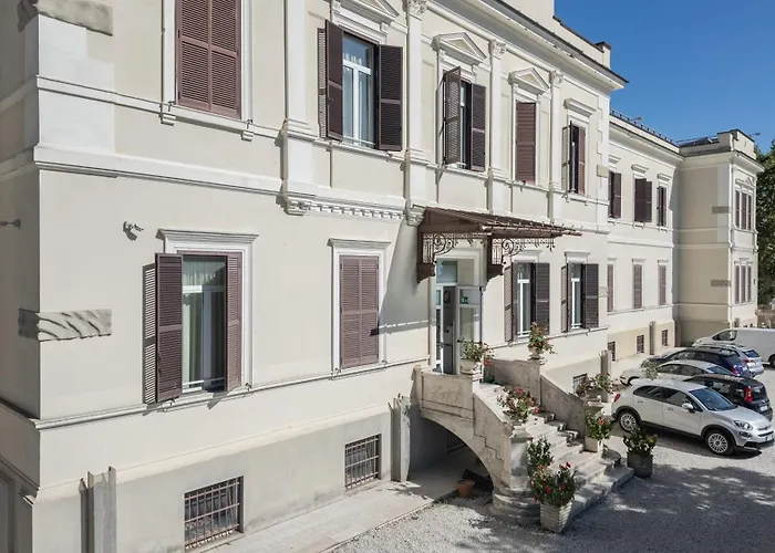 Πανσιόν San Luigi - Residenza Gemelli 4*