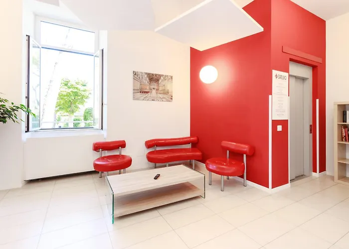 Πανσιόν San Luigi - Residenza Gemelli